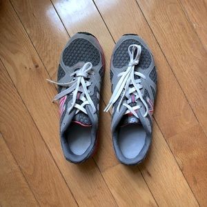 New Balance Womens 630 Running sneakers 8.5